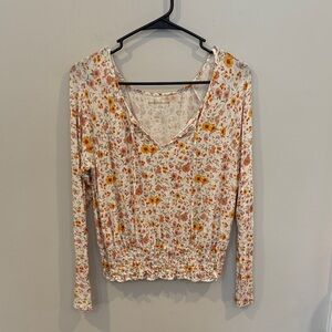 American Eagle Floral Blouse